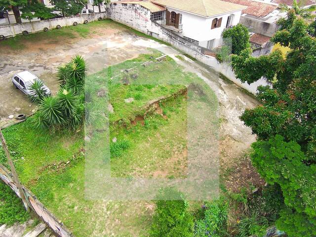 Terreno para Venda em Embu das Artes - 4