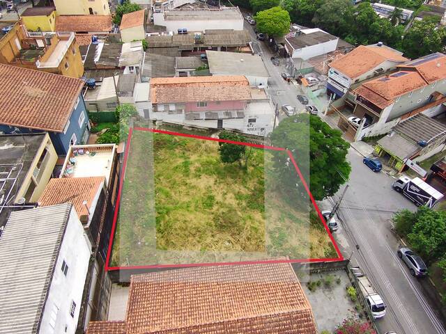 Terreno para Venda em Embu das Artes - 1