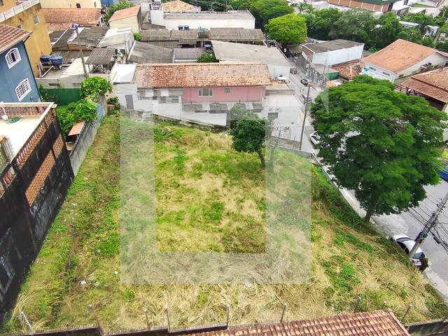 Terreno para Venda em Embu das Artes - 2